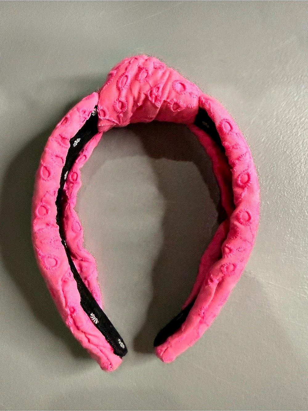 Lele Sadoughi Knotted Eyelet Headband Pink & Black